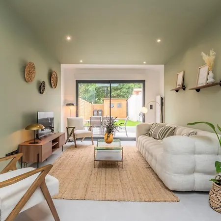 Guest house 3 Bedroom House With Garden, Free Parking Marcq-en-Baroeul